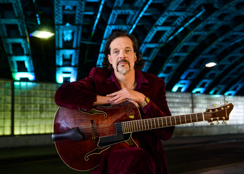2023-10-13-frank-wingold-solo